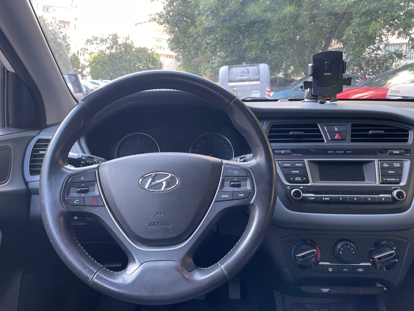 Hyundai I20 1.4 GRDI, 90 ps, снимка 8 - Автомобили и джипове - 55392148