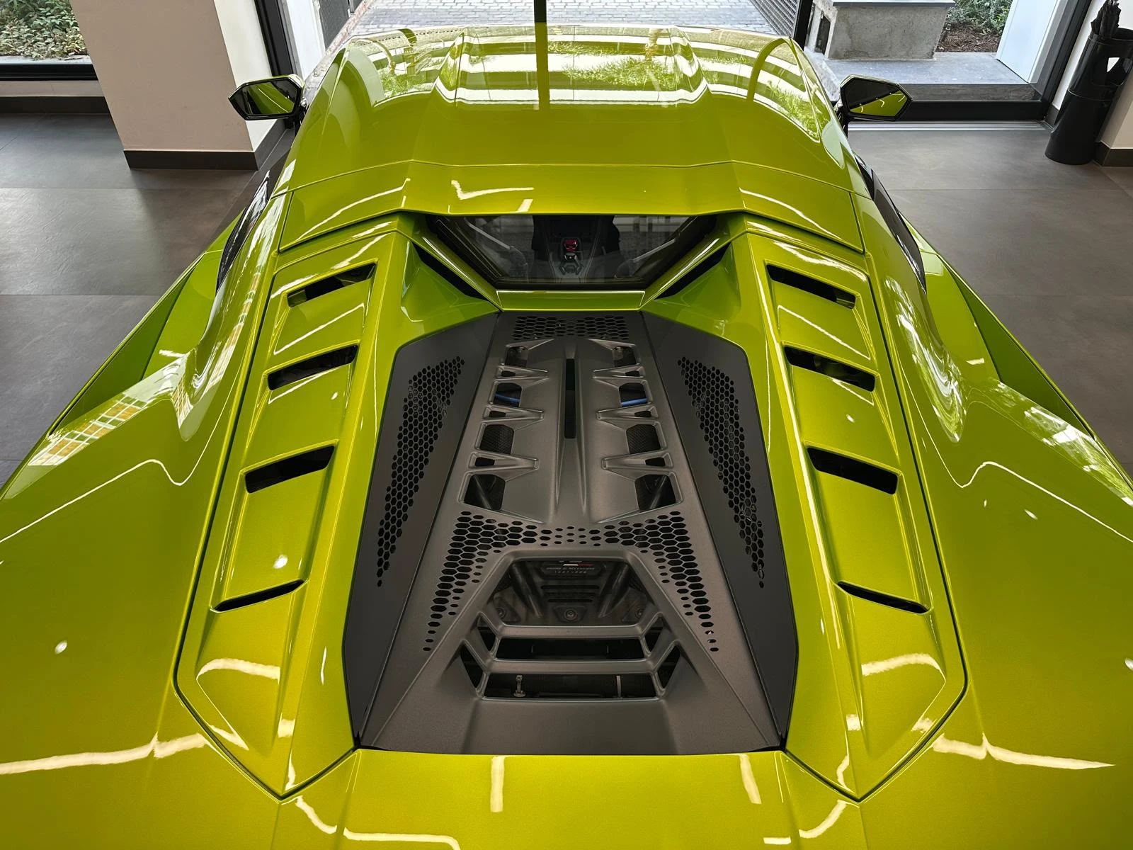 Lamborghini Temerario Verde Citrea* Full Carbon* Ceramic Lift, снимка 3 - Автомобили и джипове - 55644511