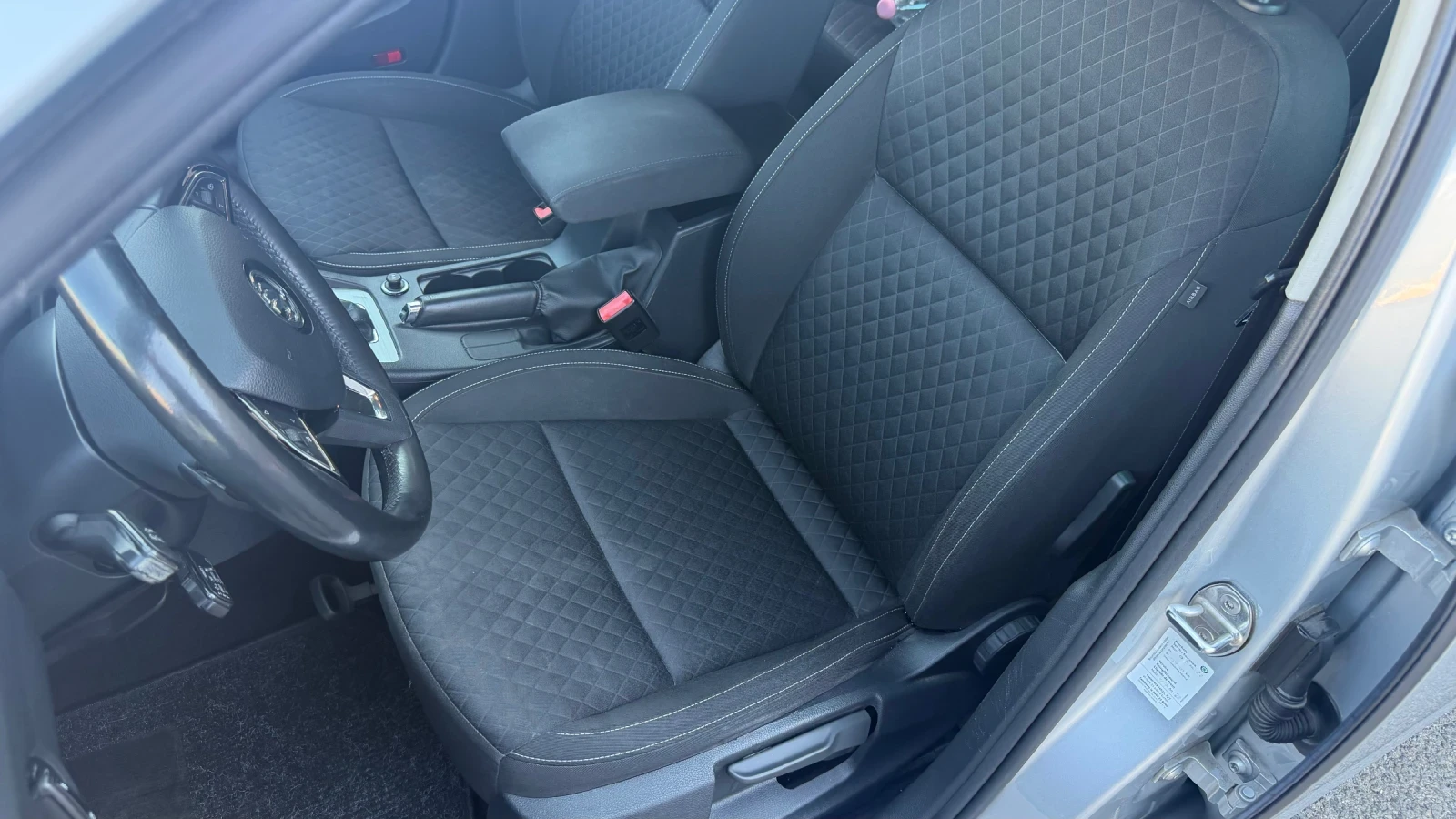 Skoda Octavia Skoda Octavia 2.0 TDI Drive DSG   150 к.с., снимка 13 - Автомобили и джипове - 55693563