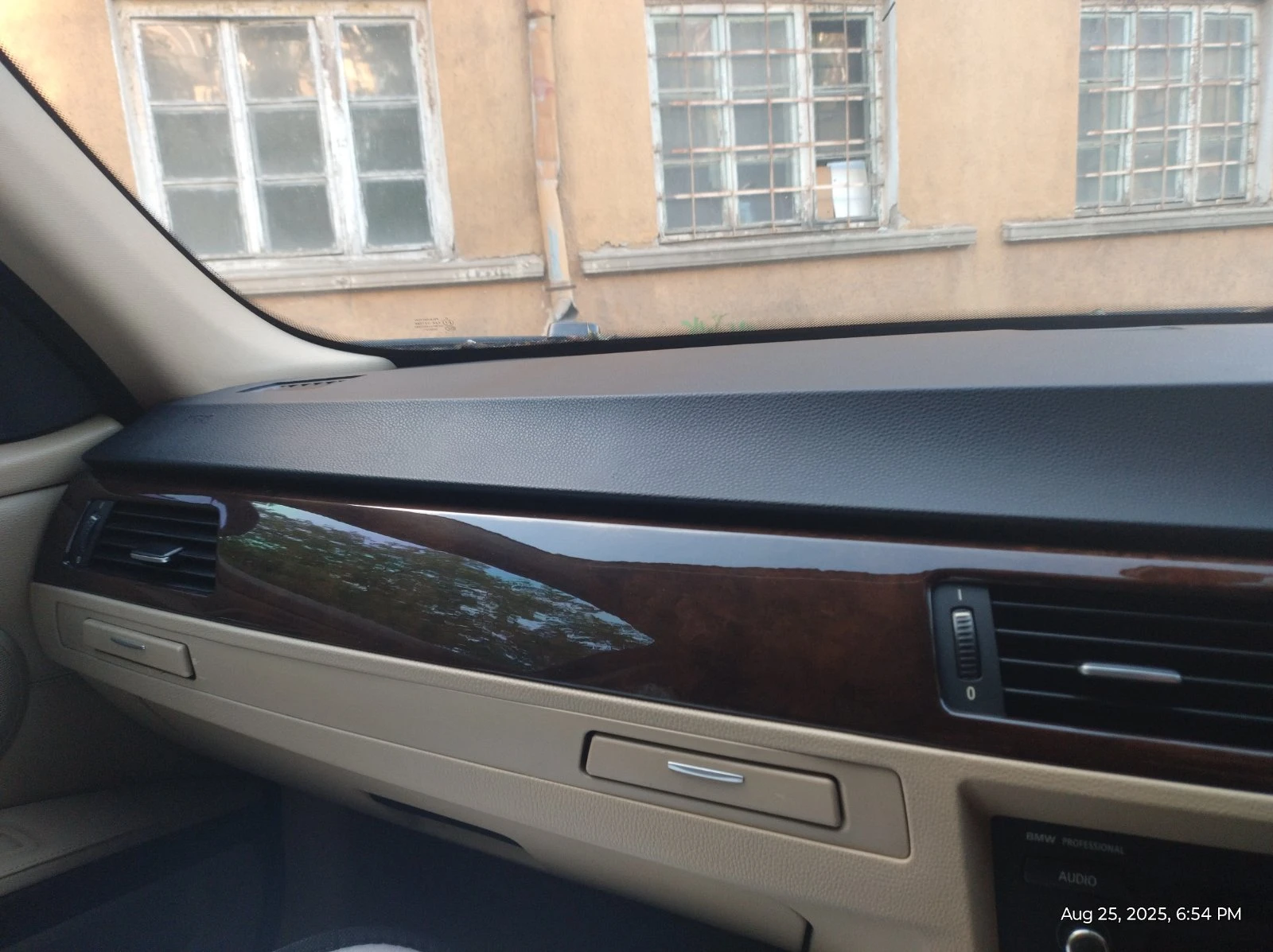 BMW 330 D, снимка 4 - Автомобили и джипове - 55827792