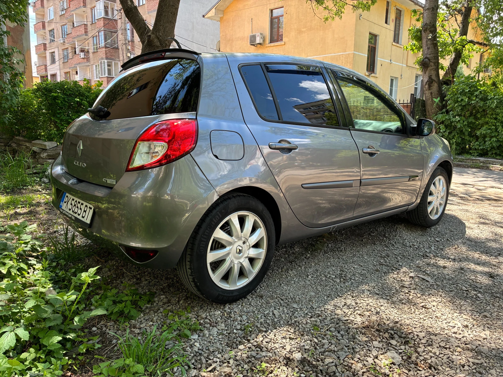 Renault Clio 1.5 DCi, снимка 7 - Автомобили и джипове - 55891162
