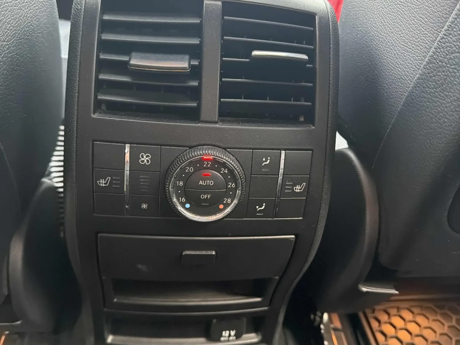 Mercedes-Benz ML 550, снимка 13 - Автомобили и джипове - 55892426