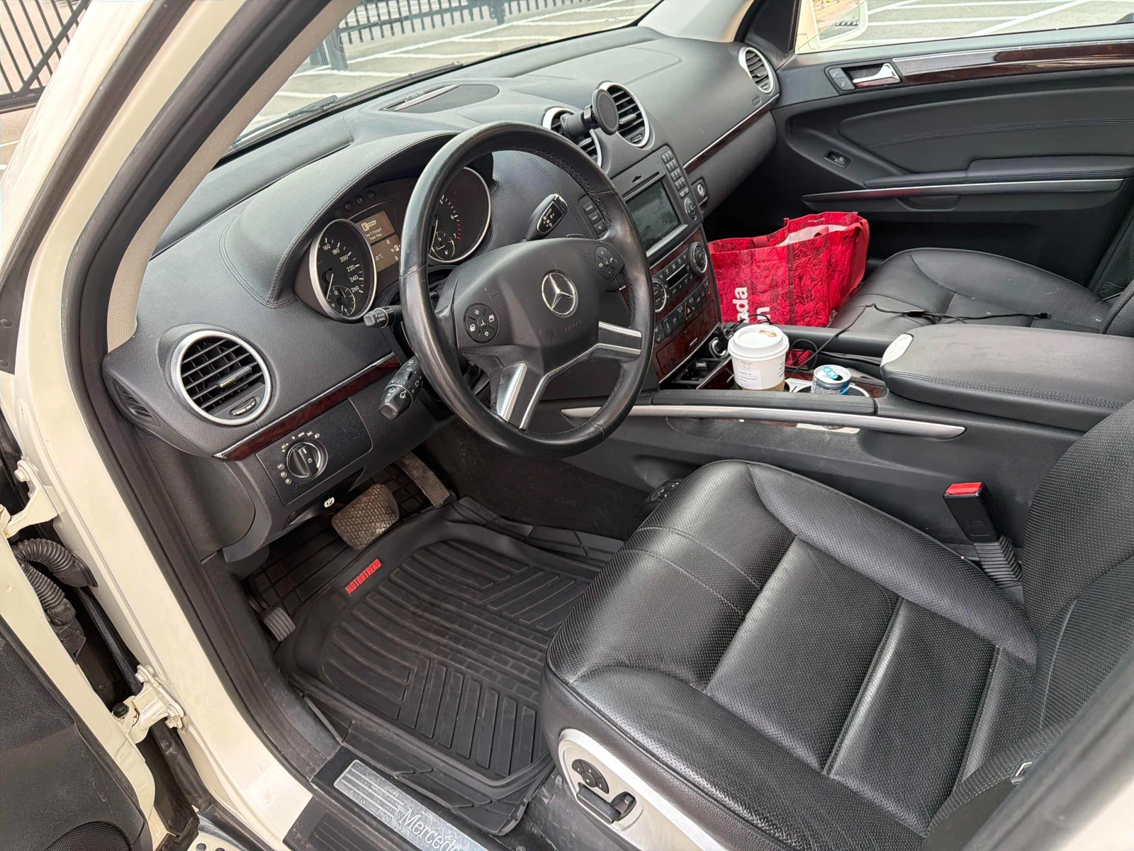 Mercedes-Benz ML 550, снимка 7 - Автомобили и джипове - 55892426