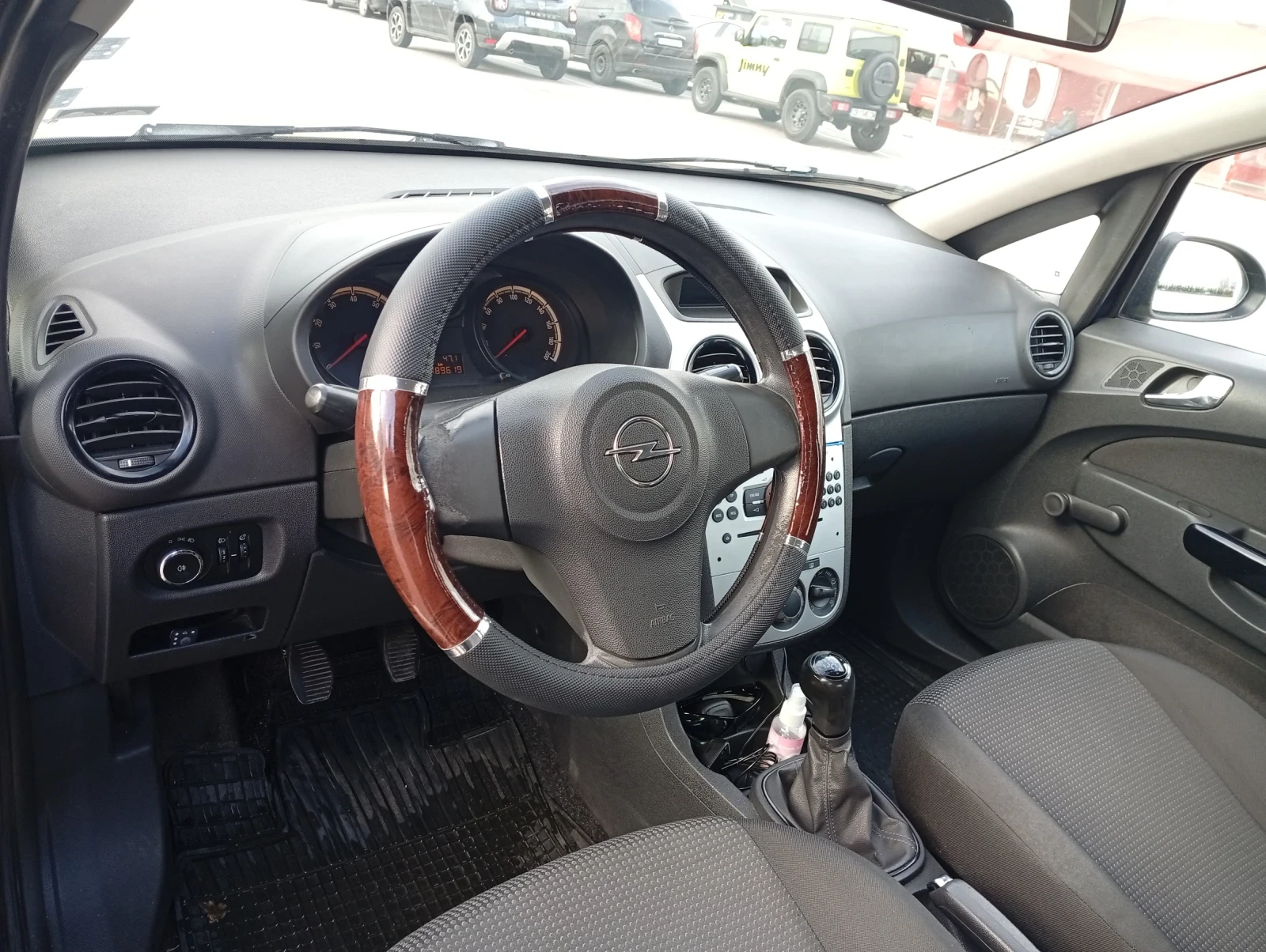 Opel Corsa 1.2 Газ инжекцион , снимка 8 - Автомобили и джипове - 55991264