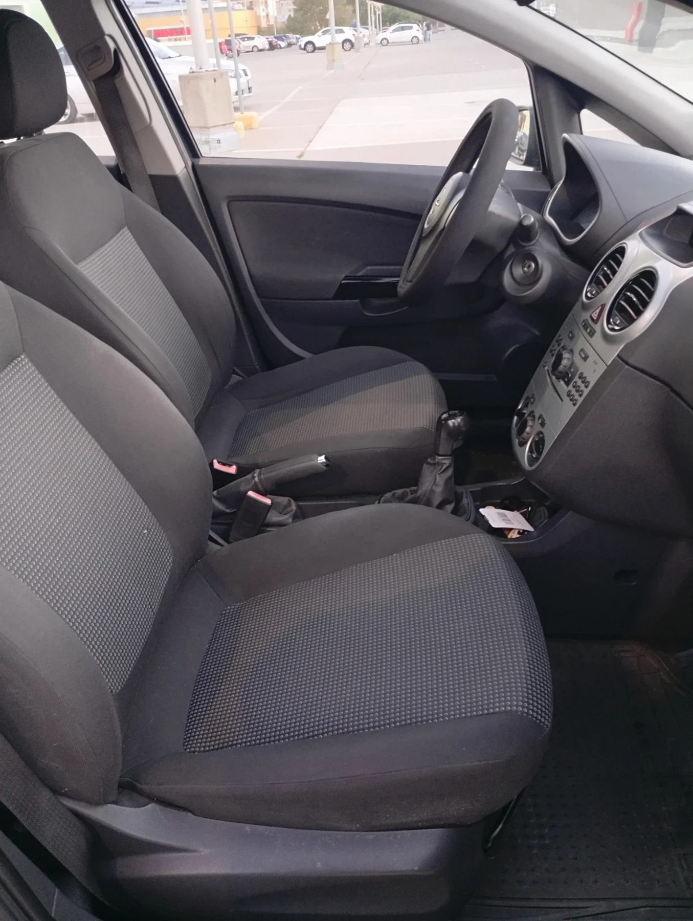 Opel Corsa 1.2 Газ инжекцион , снимка 10 - Автомобили и джипове - 55991264