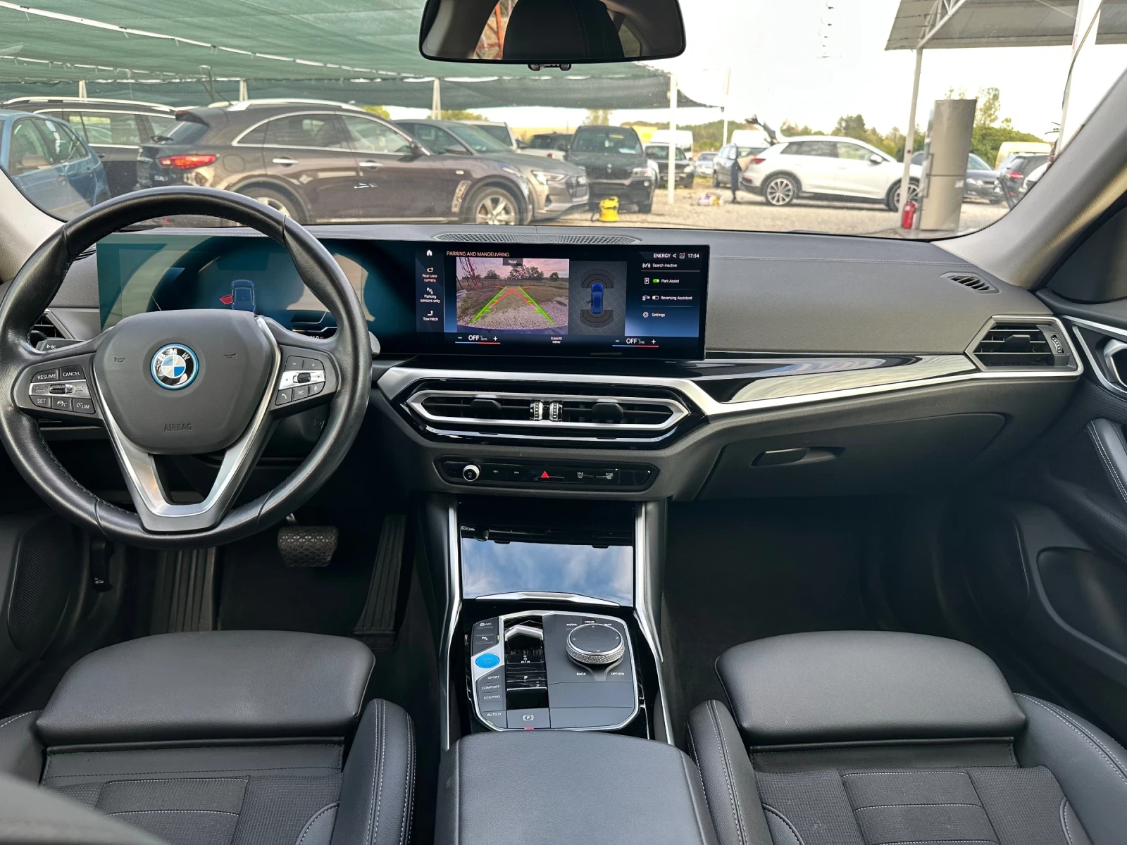 BMW i4 edrive 40   84kw, снимка 8 - Автомобили и джипове - 56228492