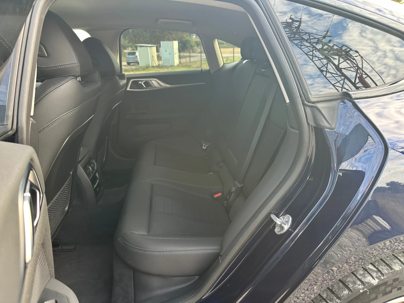 BMW i4 edrive 40   84kw, снимка 11 - Автомобили и джипове - 56228492