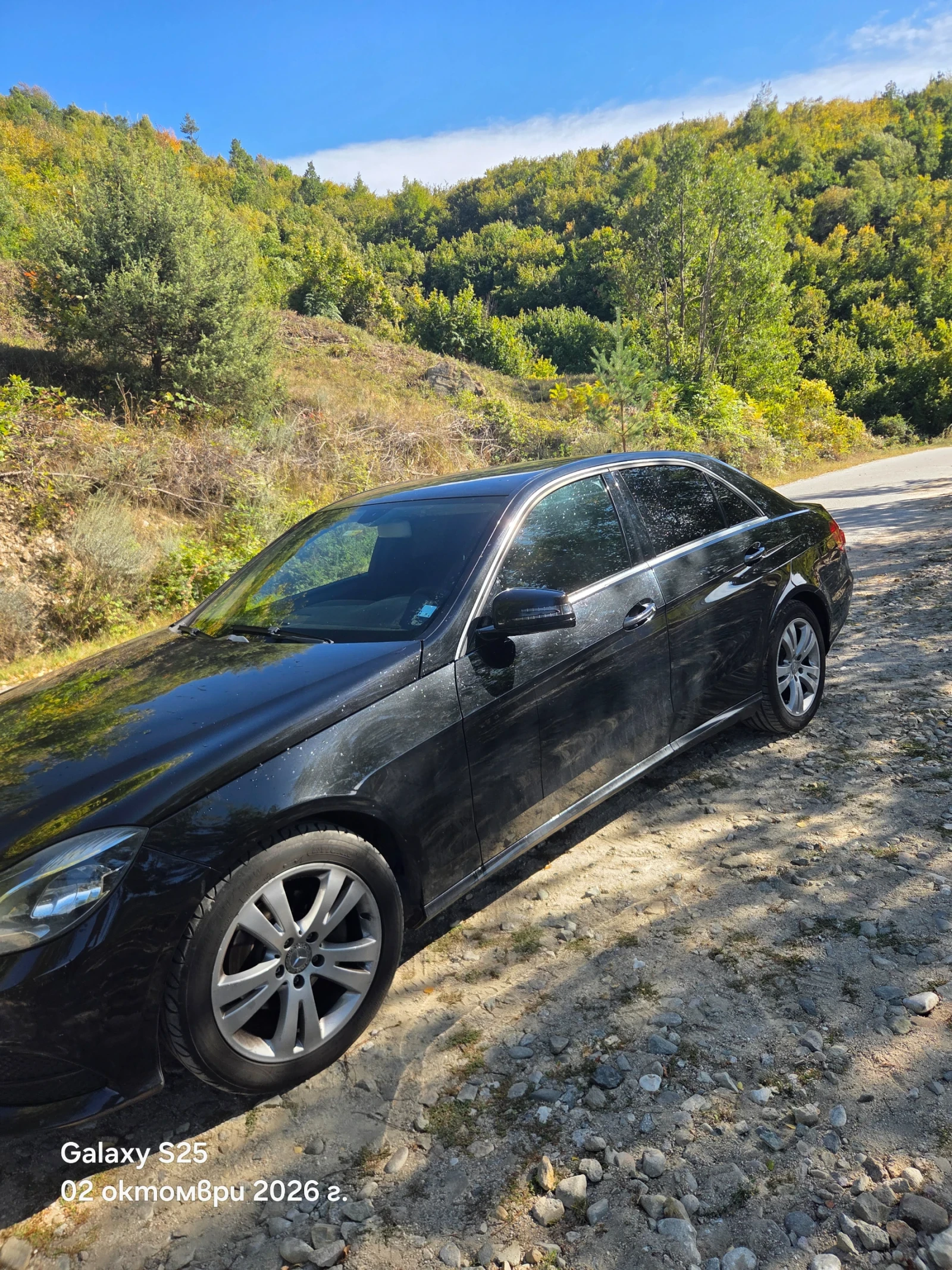 Mercedes-Benz E 220, снимка 2 - Автомобили и джипове - 56572385