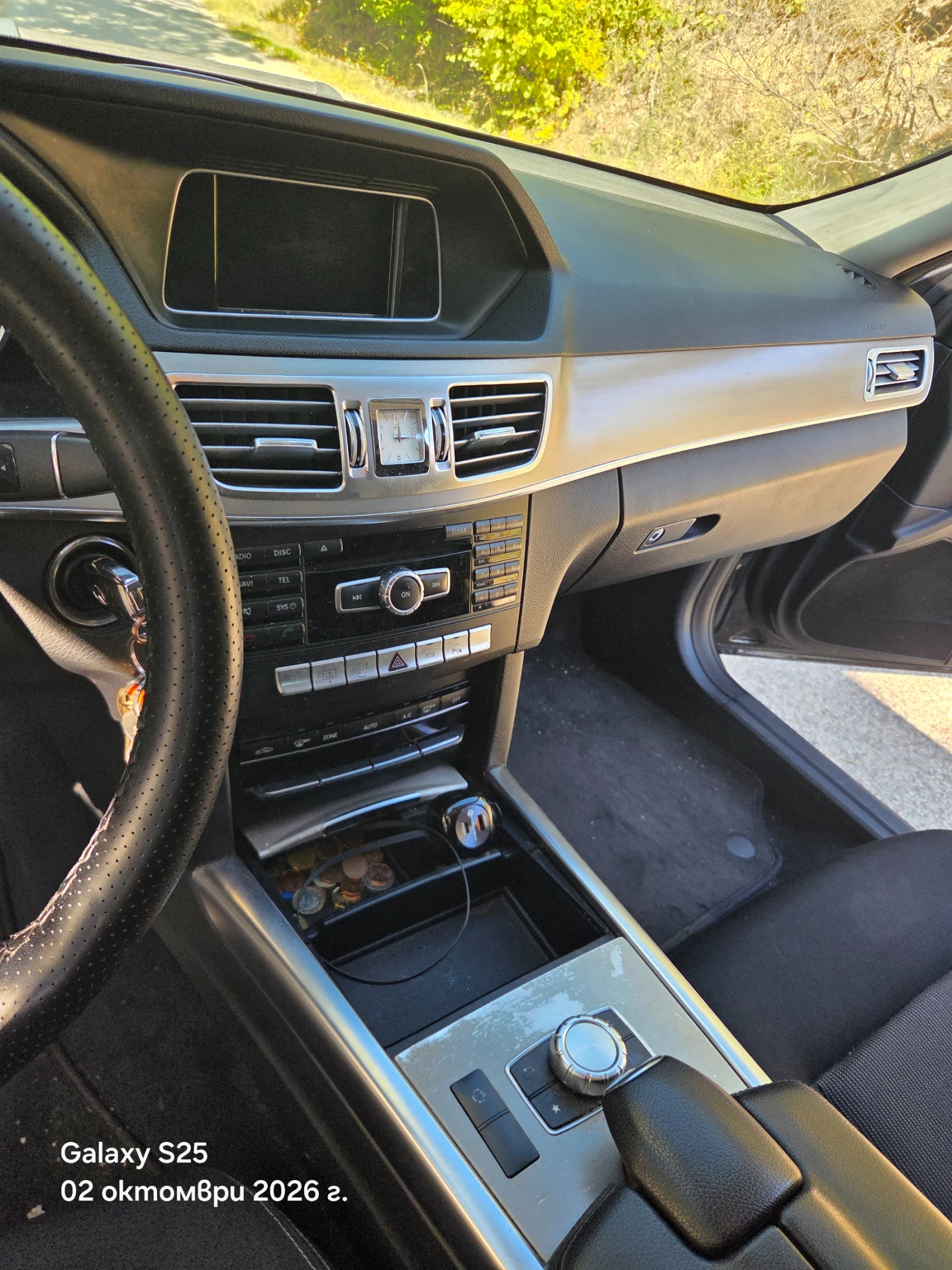 Mercedes-Benz E 220, снимка 11 - Автомобили и джипове - 56572385