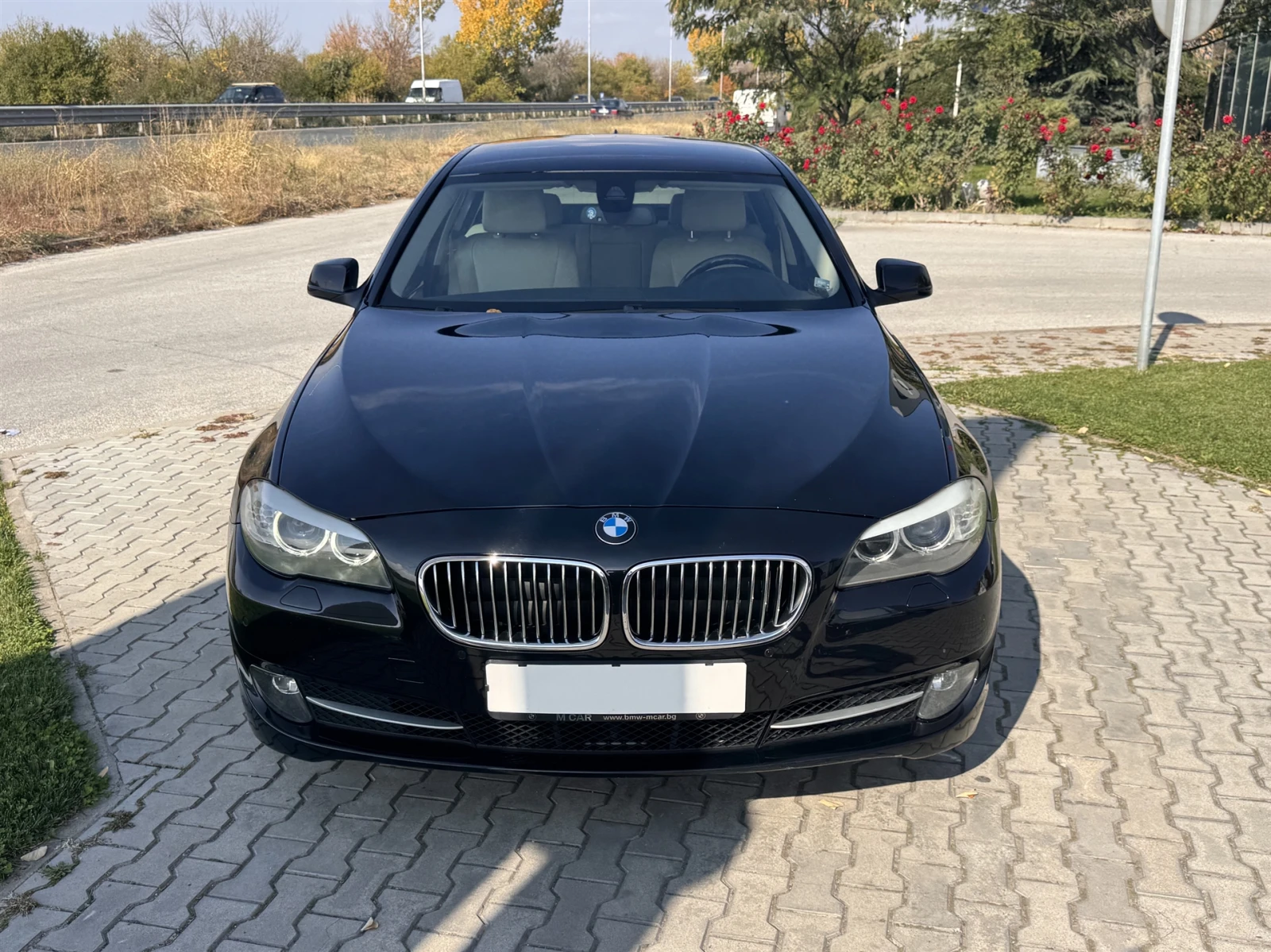 BMW 520 Sedan, снимка 8 - Автомобили и джипове - 56658315