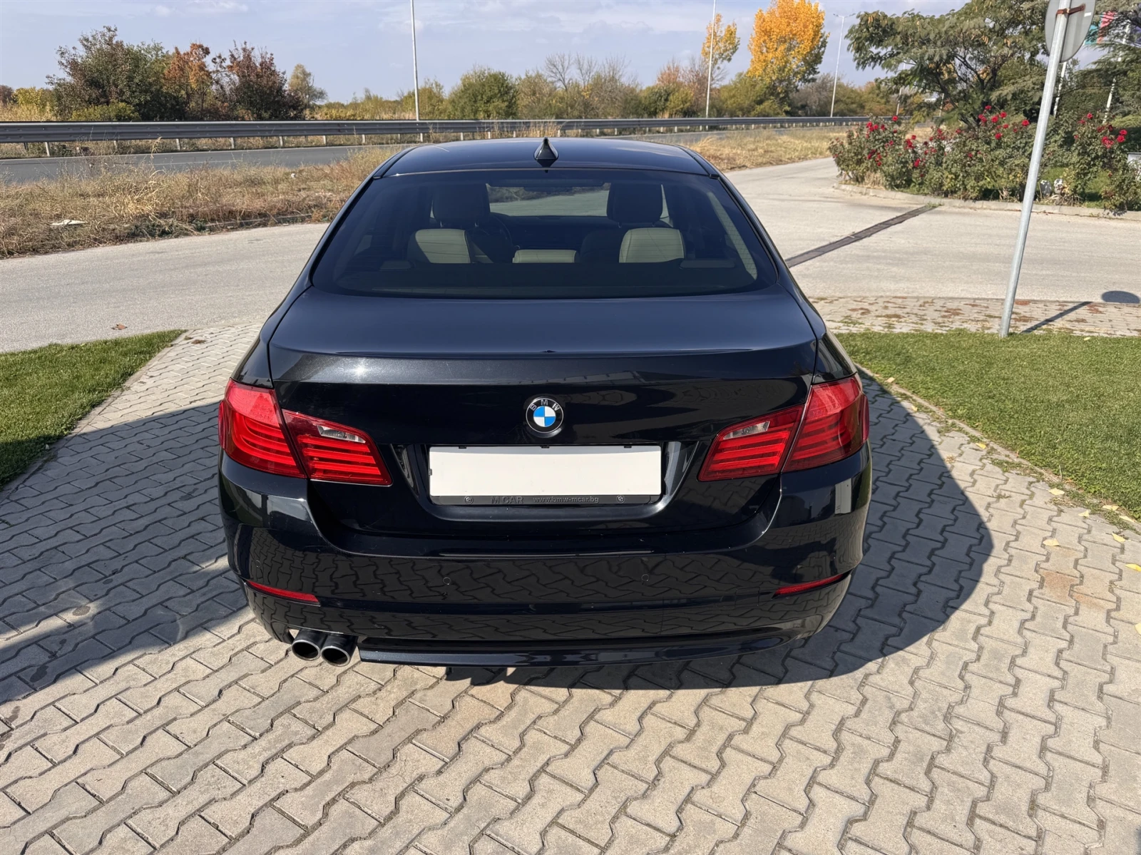 BMW 520 Sedan, снимка 9 - Автомобили и джипове - 56658315