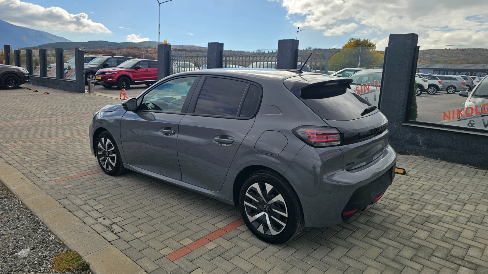 Peugeot 208 -NOVO-37.000KM | Mobile.bg � ����������� 6