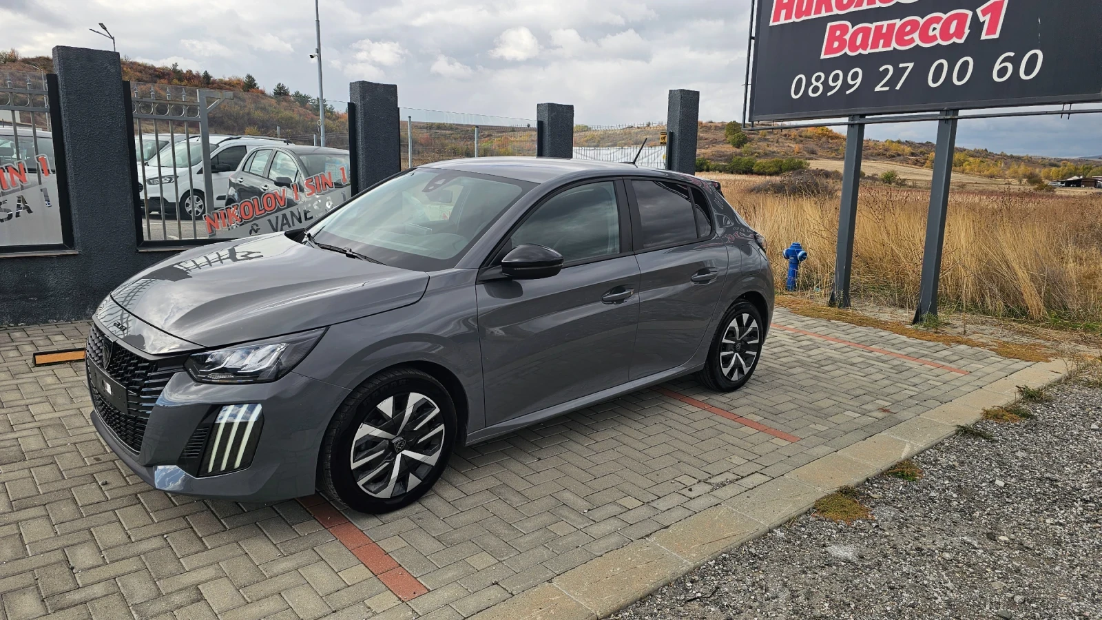 Peugeot 208 -NOVO-37.000KM | Mobile.bg � ����������� 3