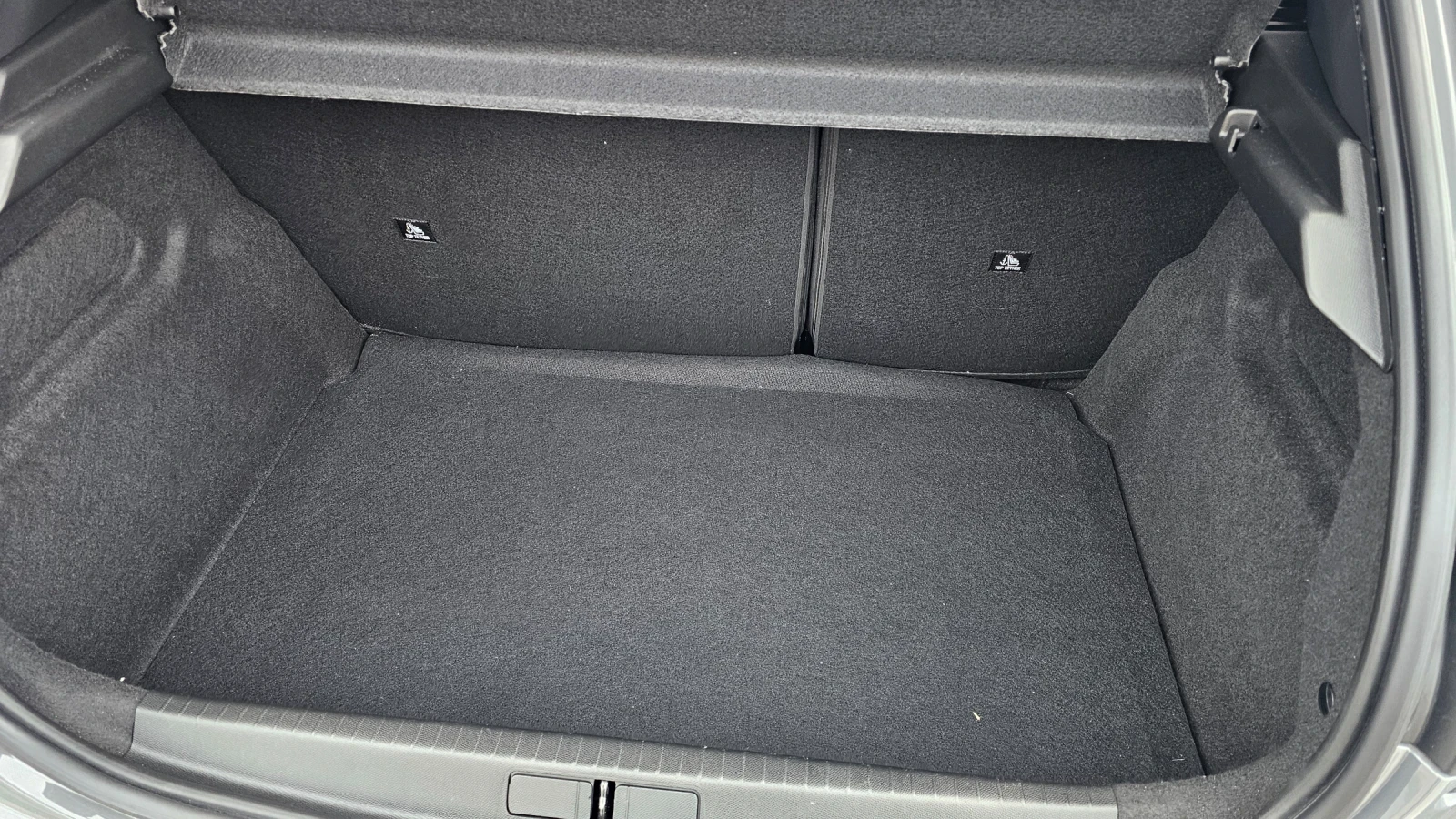 Peugeot 208 -NOVO-37.000KM | Mobile.bg � ����������� 8