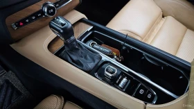 Volvo Xc90 T6 INSCRIPTION* HUD* 360* МАСАЖИ* АВТОКРЕДИТ, снимка 7