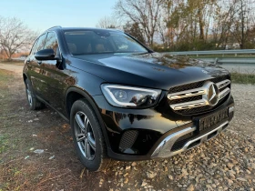     Mercedes-Benz GLC 300 de 4MATIC