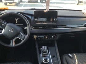 Mitsubishi Outlander CARFAX*   | Mobile.bg    11