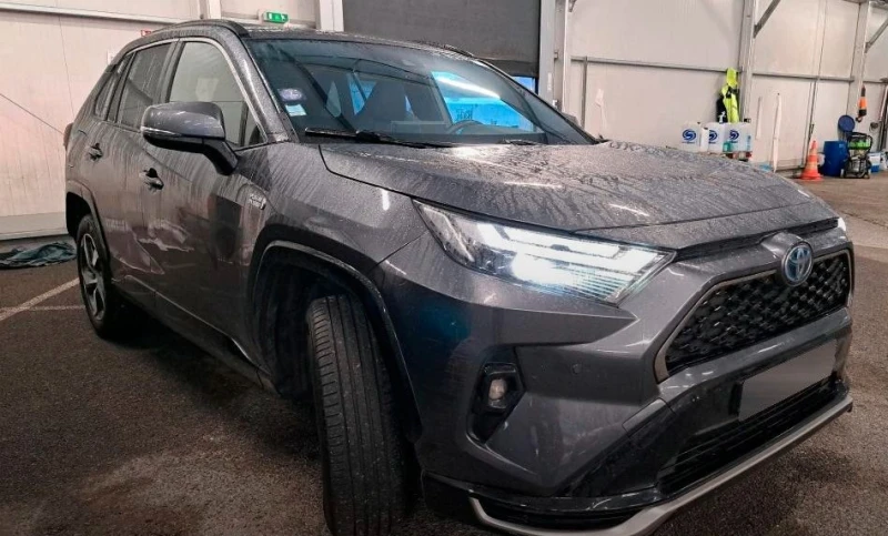 Toyota Rav4 2.5 4x4 Plug-In Hybrid Auto AWD, снимка 1 - Автомобили и джипове - 47783841