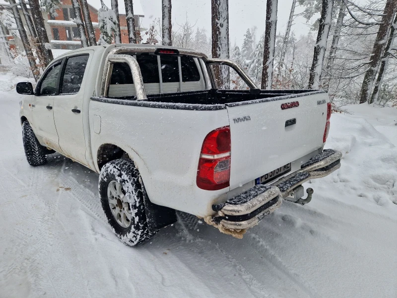 Toyota Hilux, снимка 5 - Автомобили и джипове - 48398997