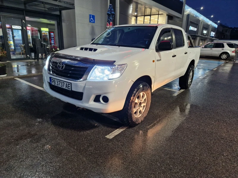 Toyota Hilux, снимка 3 - Автомобили и джипове - 48398997