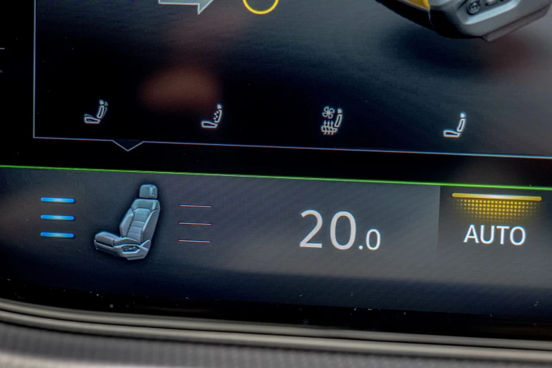 VW Touareg 4.0TDI/Rline/Обдухване/Камера/4Motion/Амбиент, снимка 12 - Автомобили и джипове - 51499840