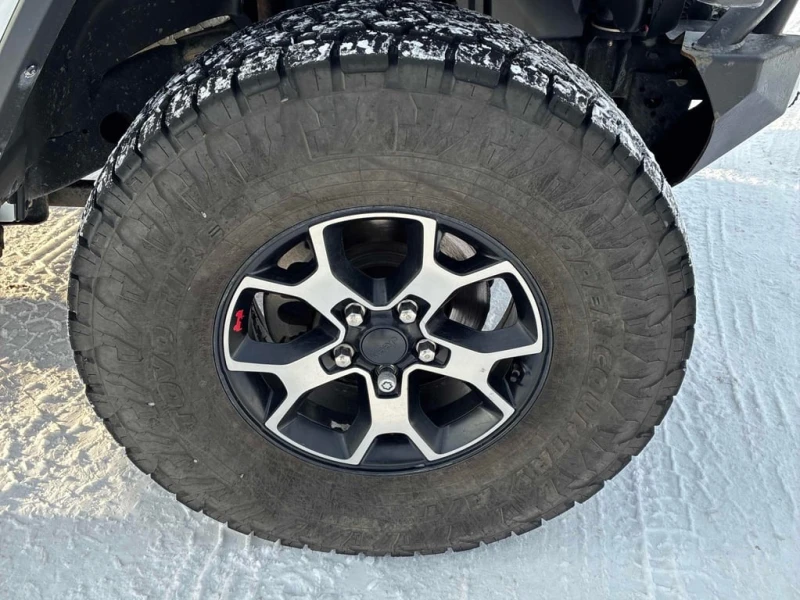 Jeep Wrangler 2018 Rubicon * CARFAX * БЕЗ ПЪРВОНАЧАЛНА ВНОСКА, снимка 7 - Автомобили и джипове - 52831598