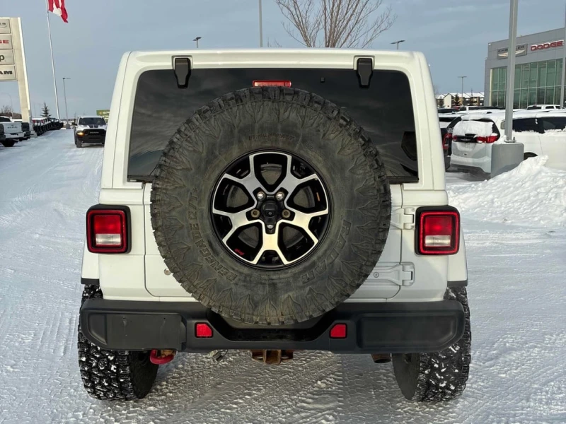 Jeep Wrangler 2018 Rubicon * CARFAX * БЕЗ ПЪРВОНАЧАЛНА ВНОСКА, снимка 6 - Автомобили и джипове - 52831598