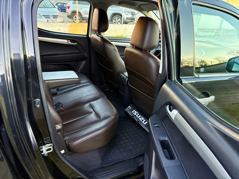 Isuzu D-max 2.5ТD LS LIMITED* Камера* Хардтоп* , снимка 9 - Автомобили и джипове - 52930309