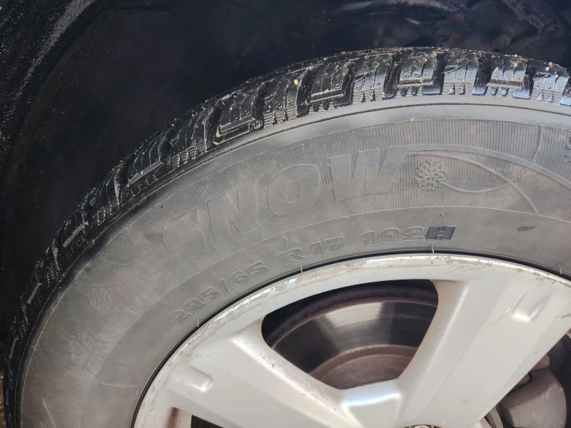 Toyota Rav4, снимка 13 - Автомобили и джипове - 53349671