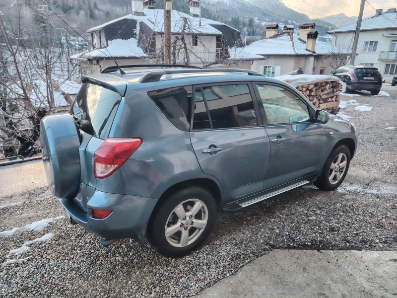 Toyota Rav4, снимка 3 - Автомобили и джипове - 53349671
