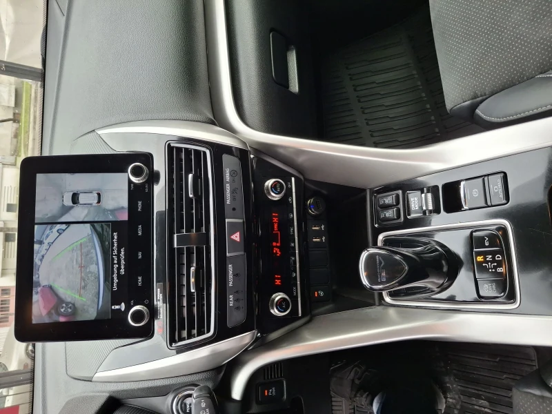 Mitsubishi Eclipse Cross 2.4 PHEV 4х4, снимка 13 - Автомобили и джипове - 53496465