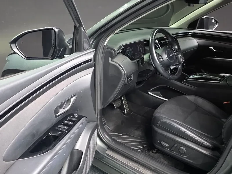 Hyundai Tucson 1.6 Hybrid - САМО 30% АВАНС, снимка 10 - Автомобили и джипове - 55991560