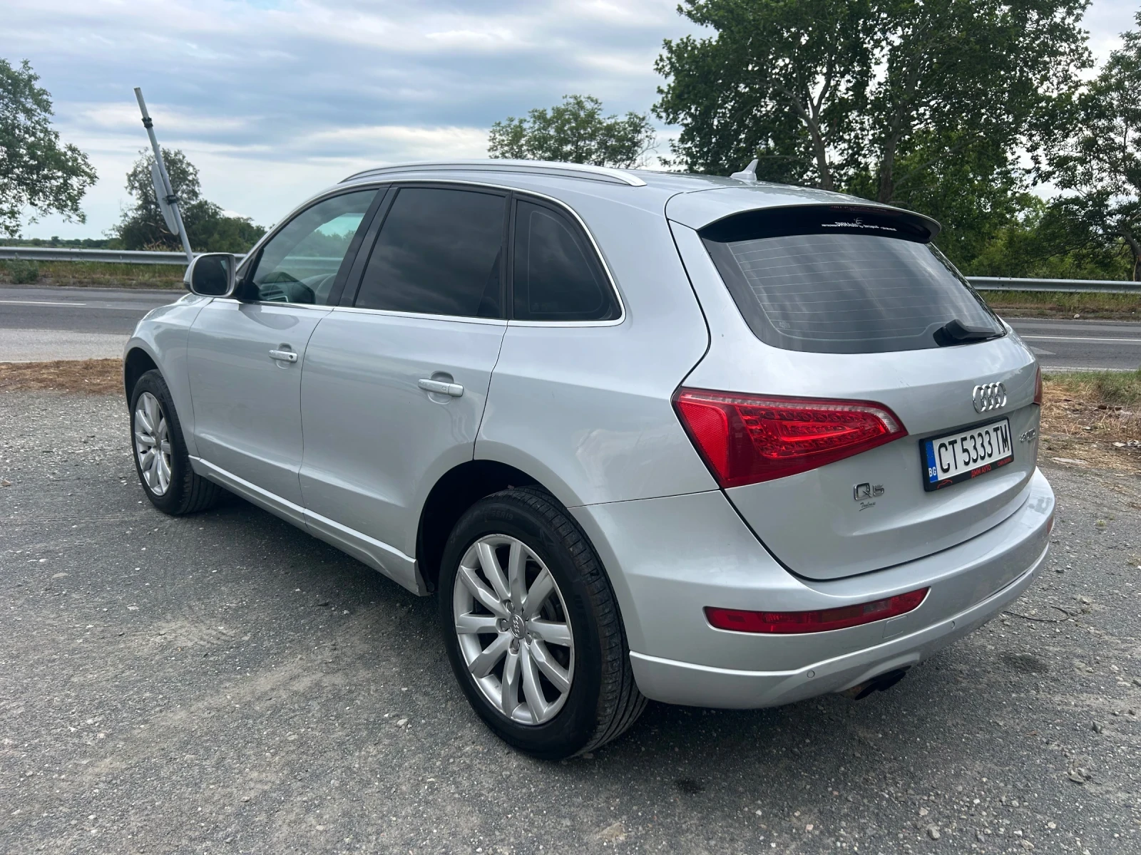 Audi Q5 2.0 TDI - 170 кс / 6-СКОРОСТИ / QUATTRO / НАВИ  - изображение 7
