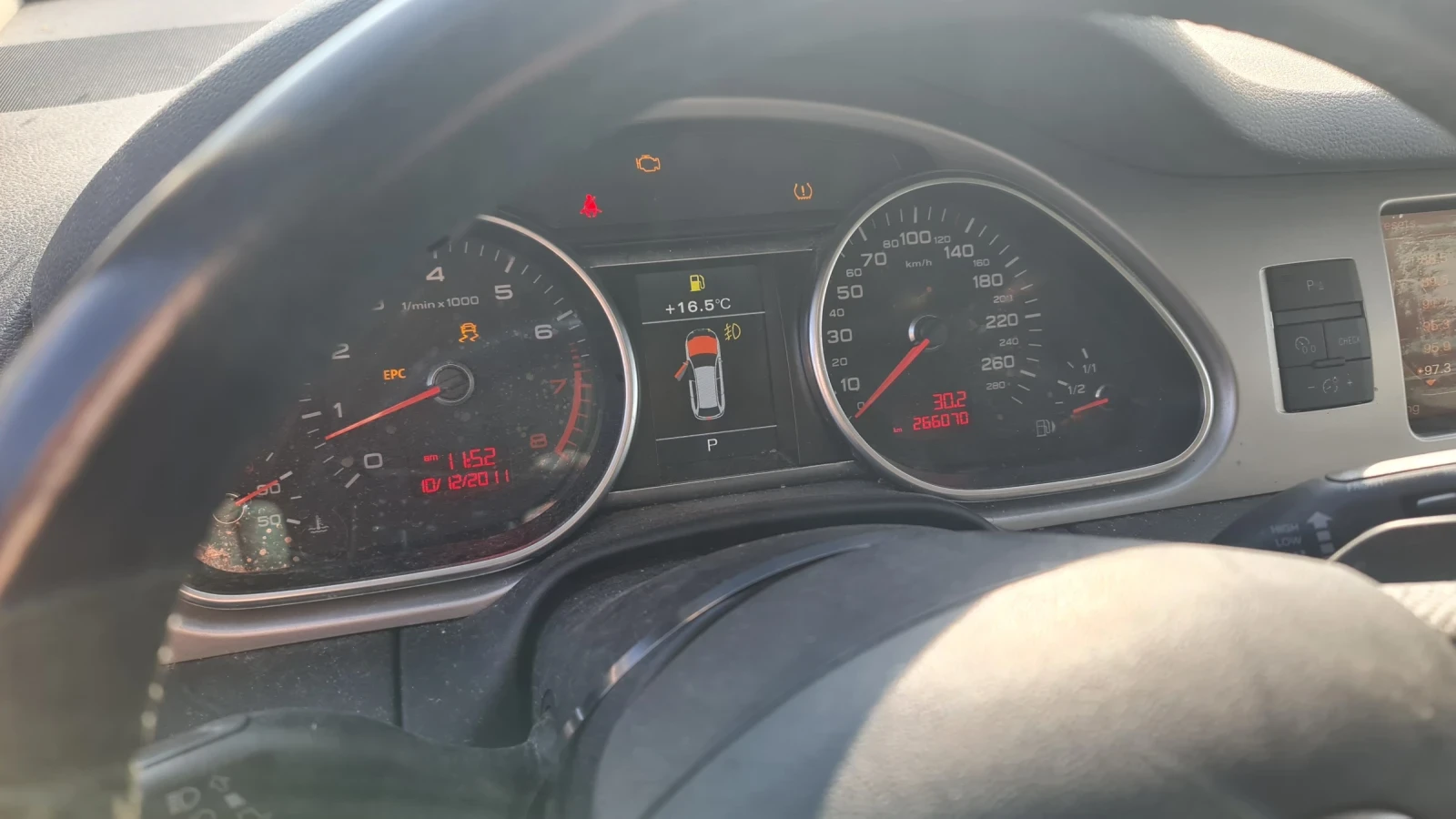 Audi Q7 3000 - изображение 3