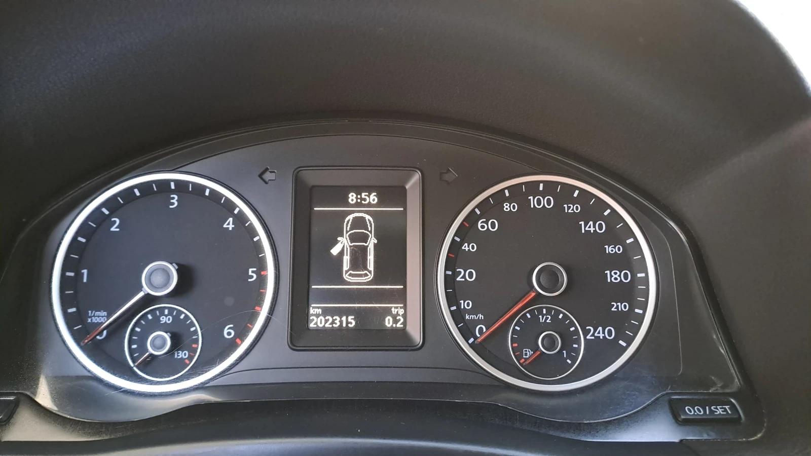 VW Tiguan FACELIFT 2.0TDI 4X4 202.000 | Mobile.bg   13