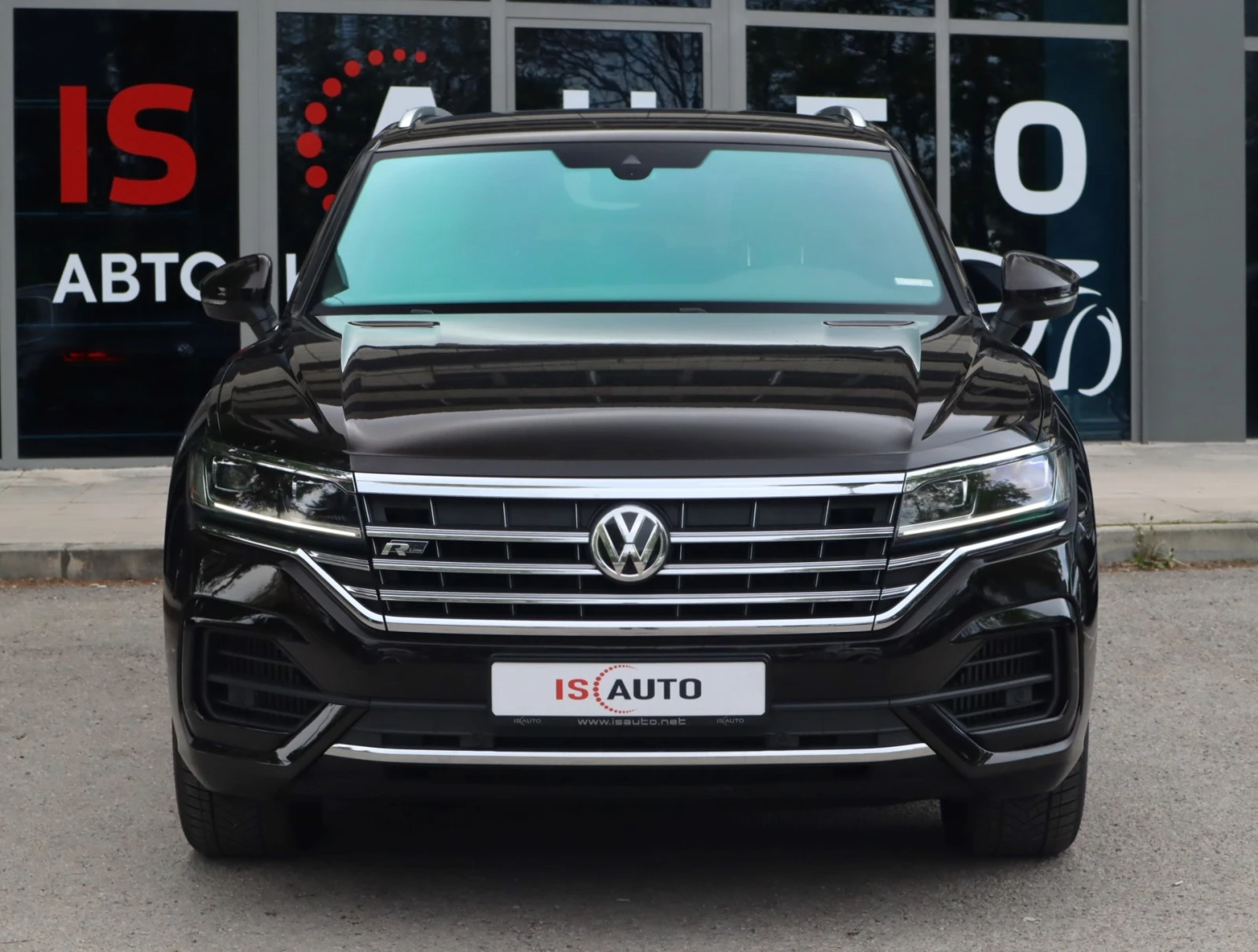 VW Touareg 4.0TDI/Rline/Обдухване/Камера/4Motion/Амбиент, снимка 2 - Автомобили и джипове - 51499840