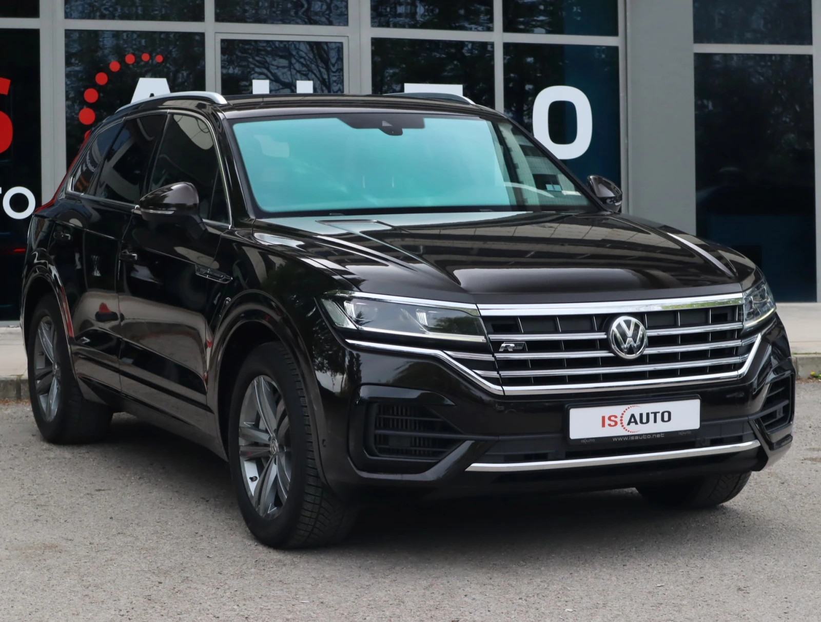 VW Touareg 4.0TDI/Rline/Обдухване/Камера/4Motion/Амбиент, снимка 3 - Автомобили и джипове - 51499840