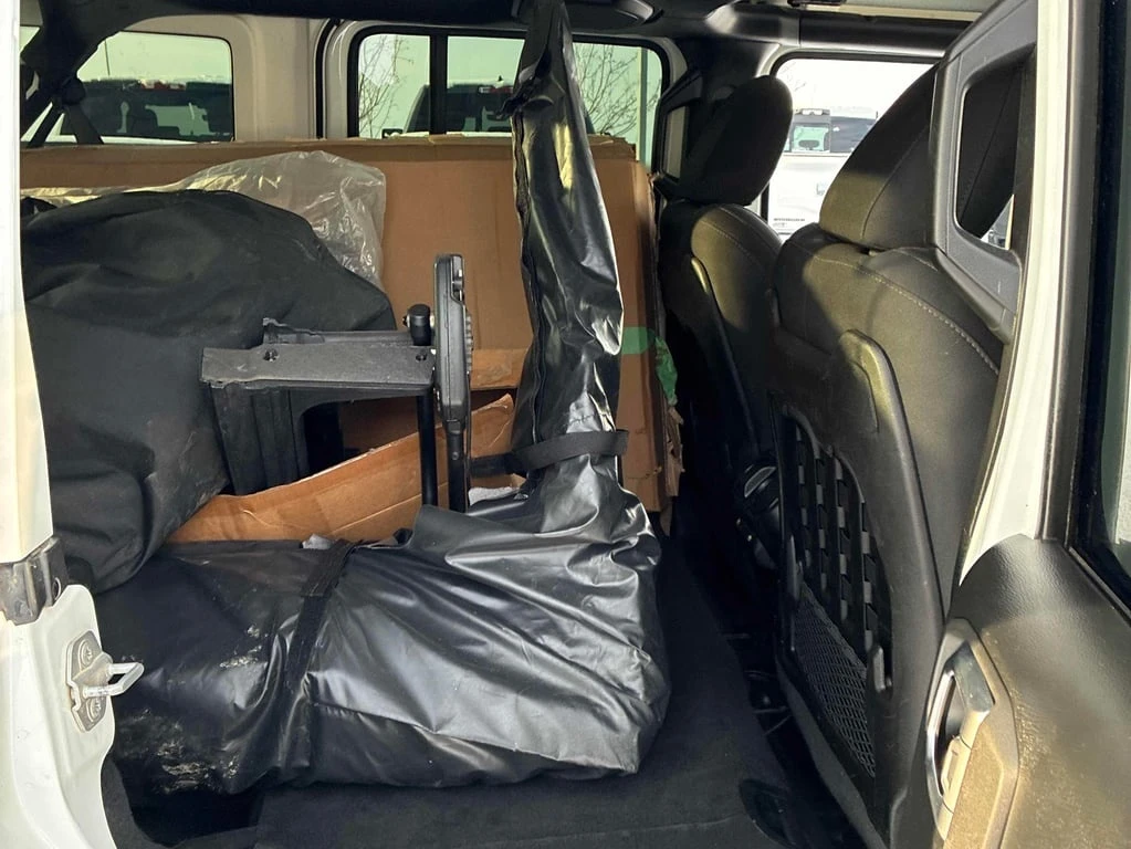 Jeep Wrangler 2018 Rubicon * CARFAX * ��� ������������ ������ | Mobile.bg � ����������� 14