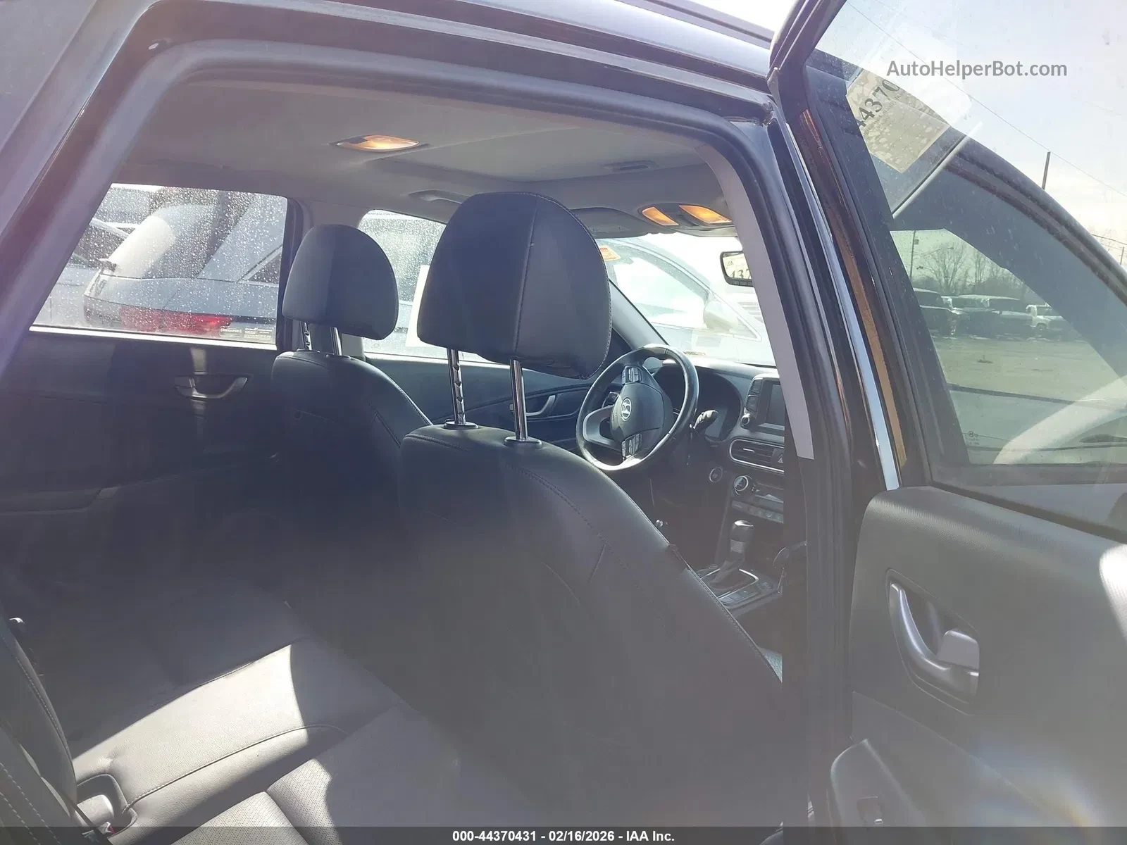 Hyundai Kona 1.6T* AWD* Кожа* 2ключа, снимка 8 - Автомобили и джипове - 53758027