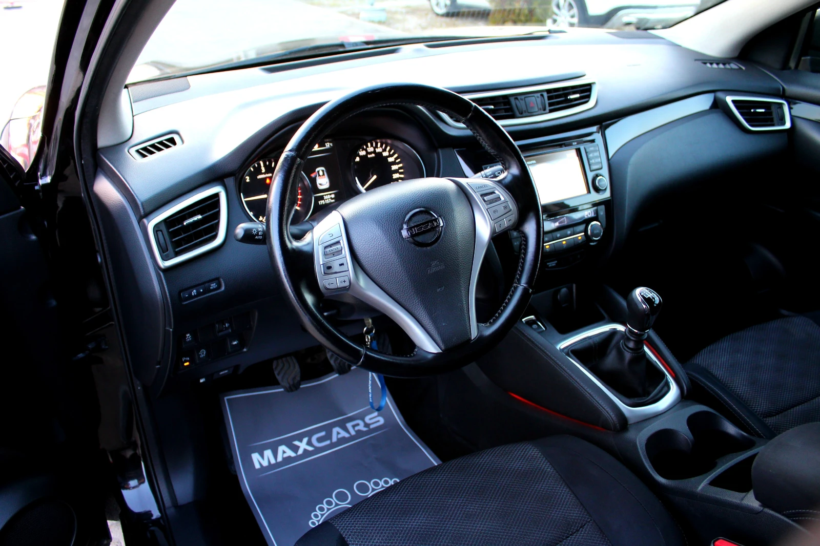 Nissan Qashqai 1.5DCi �������� ������ | Mobile.bg � ����������� 10