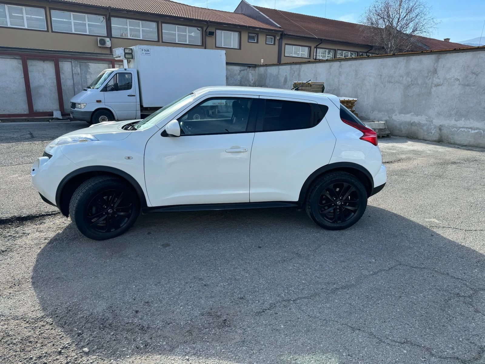 Nissan Juke, снимка 2 - Автомобили и джипове - 54282948