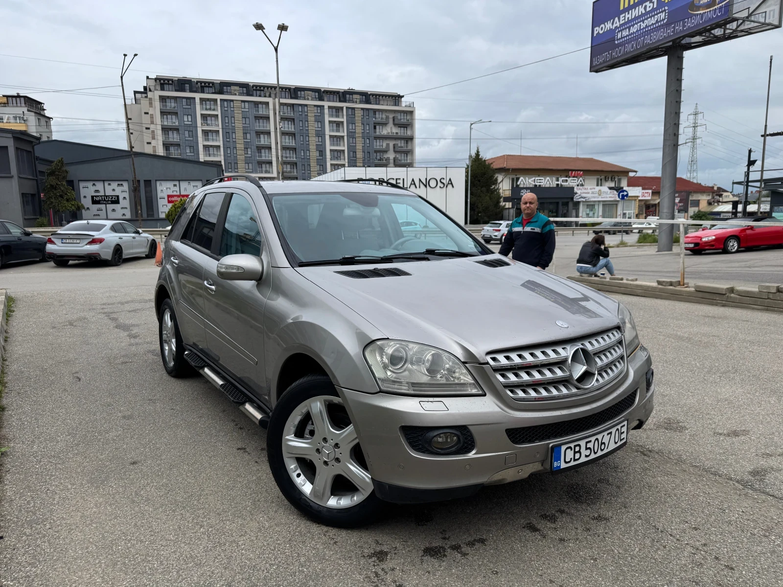 Mercedes-Benz ML 320, снимка 5 - Автомобили и джипове - 54655762