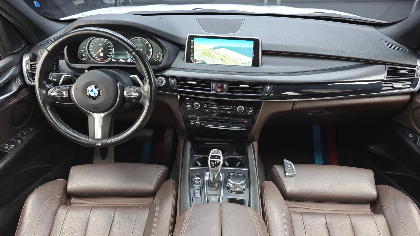 BMW X5 | HUD | ПОДГРЕВ | ПАНОРАМА | М ПАКЕТ | , снимка 4 - Автомобили и джипове - 55073450