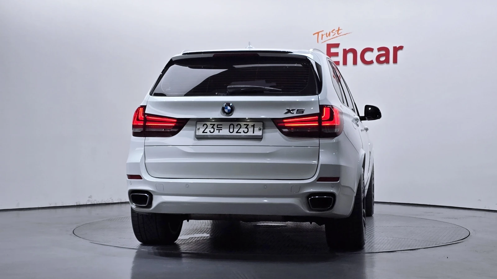 BMW X5 | HUD | ПОДГРЕВ | ПАНОРАМА | М ПАКЕТ | , снимка 2 - Автомобили и джипове - 55073450