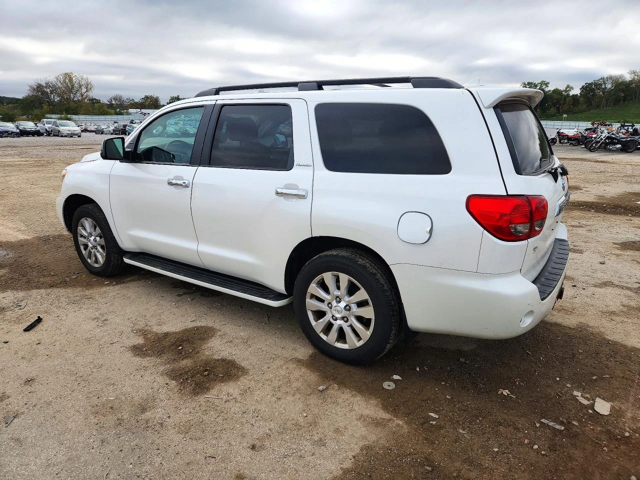 Toyota Sequoia, снимка 2 - Автомобили и джипове - 56639714