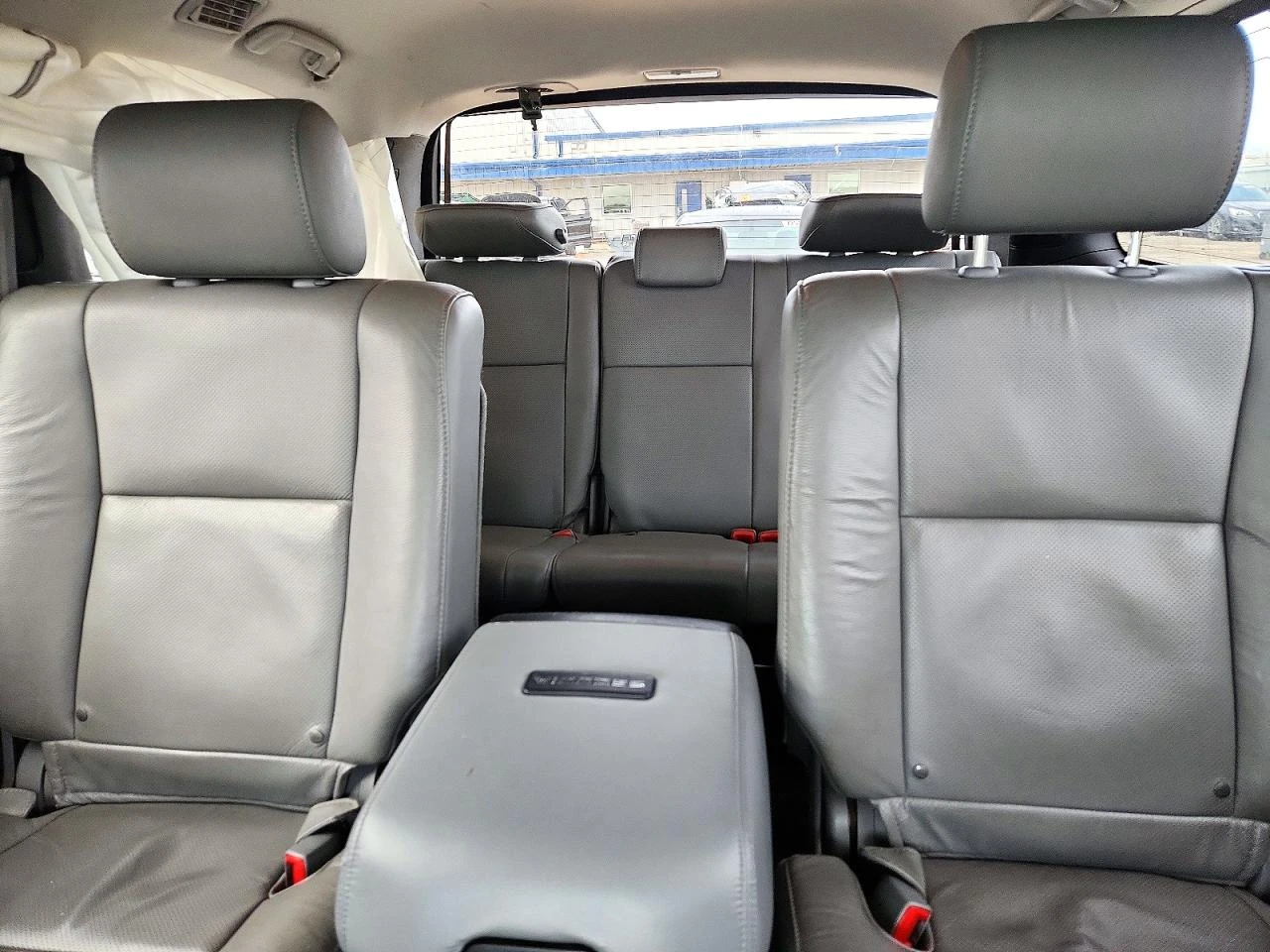 Toyota Sequoia, снимка 10 - Автомобили и джипове - 56639714