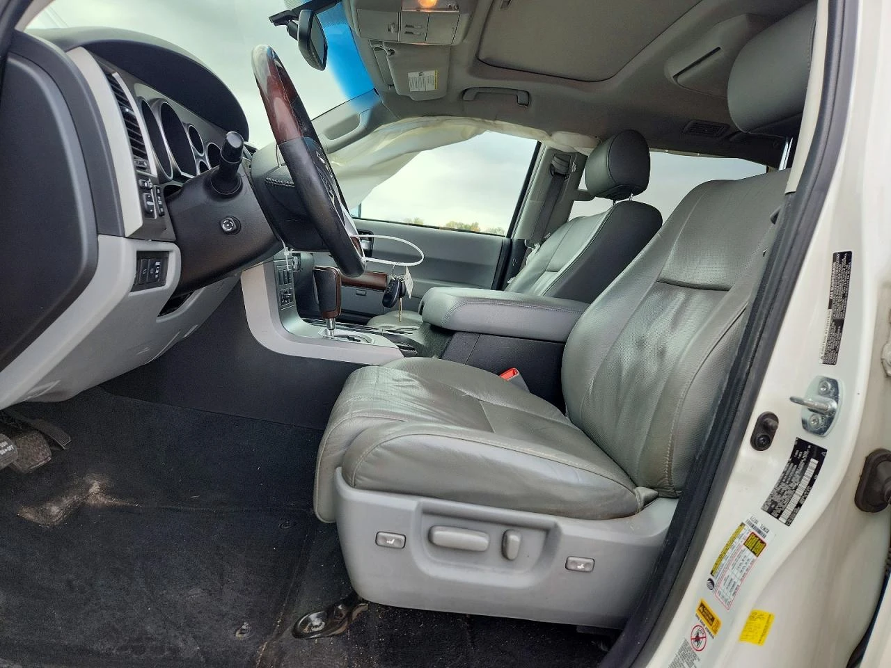 Toyota Sequoia, снимка 7 - Автомобили и джипове - 56639714