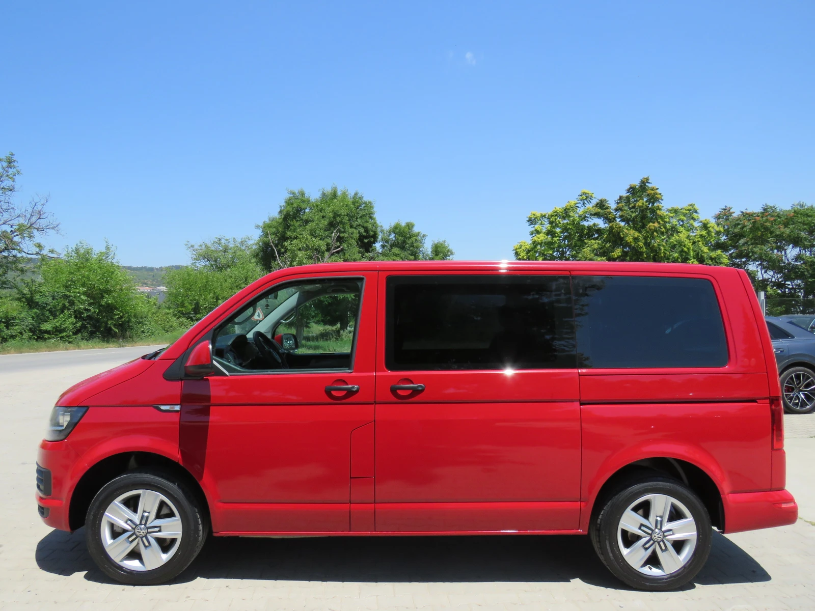 VW Transporter 2.0TDI РЪЧКА 8+ 1, снимка 8 - Бусове и автобуси - 55132099