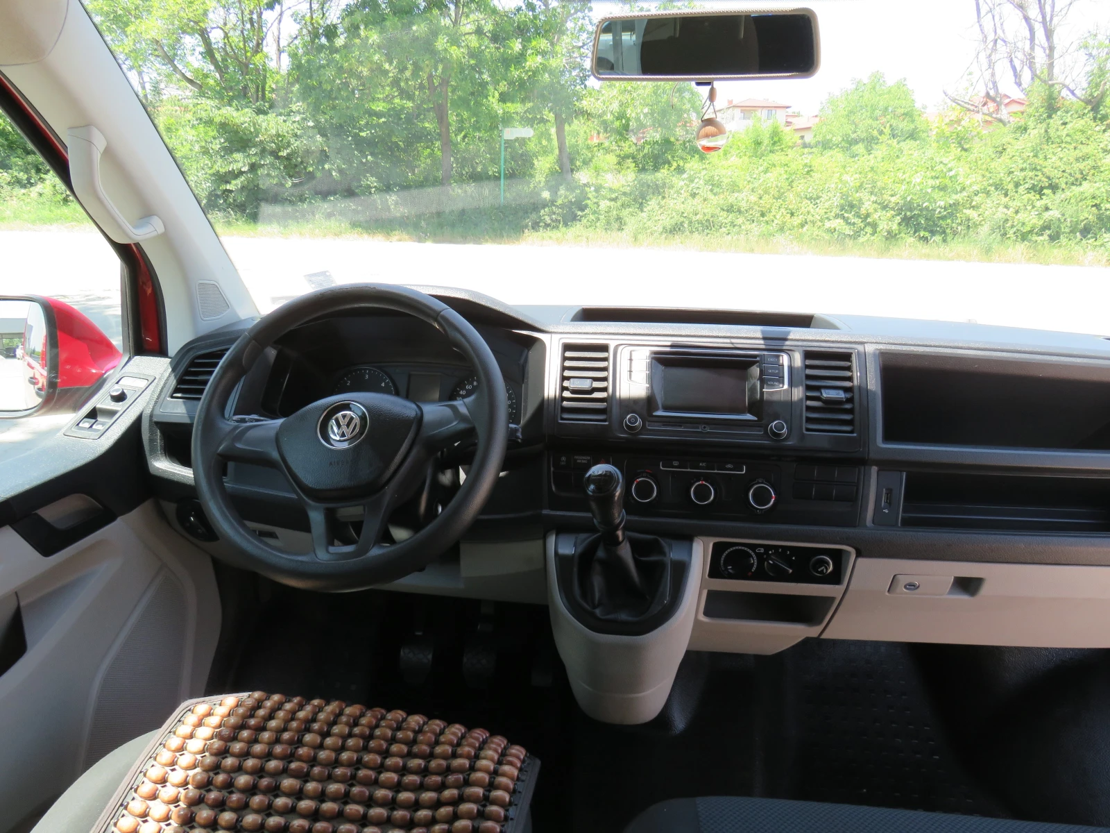 VW Transporter 2.0TDI РЪЧКА 8+ 1, снимка 14 - Бусове и автобуси - 55132099