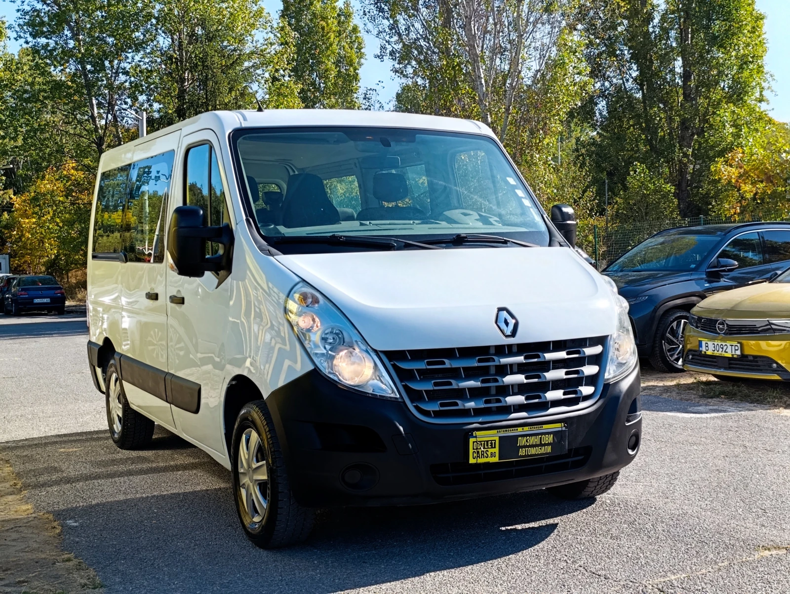 Renault Master 2.3DCI 8+ 1местa, снимка 2 - Бусове и автобуси - 56432610